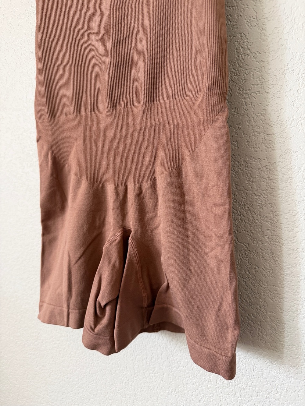 Seamless Shaping Bodysuit Romper - Mauve Brown M/L NEW (in packaging) - Picture 4 of 6